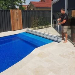 Daisy Roller Below Ground Box 15 Daisy Roller Below Ground Box -Swimming Pool Supplies cHJvZHVjdHMvYmdiL2JlbG93LWdyb3VuZC13aXRoLWNvdmVyLWJ5LWRhaXN5LmpwZw