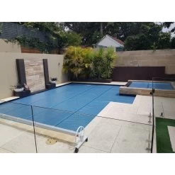 Daisy LP Pool Cover Roller -Swimming Pool Supplies cHJvZHVjdHMvbHAvNTI1QiBMUCBzcGEgb3ZlcmZsb3dpbmcgdG8gcG9vbC5qcGc